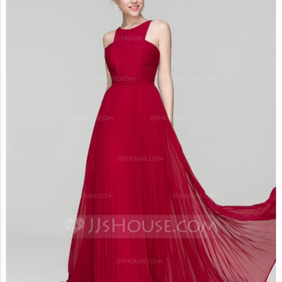 Evening dress-never worn! - Picture 2 of 3